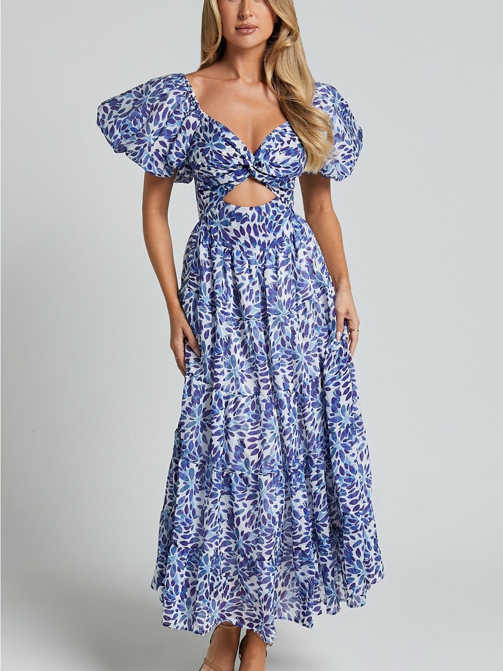 Showpo Nelrose Blue Floral Puff Sleeve Cut Out Maxi Dress NWT Size 4